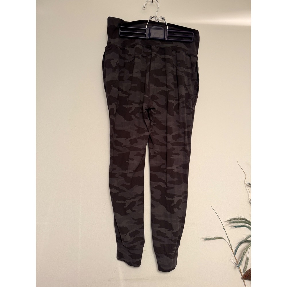Athleta Salutation‎ Jogger Camo Grey Black High Rise Yoga Pants Mens Size M